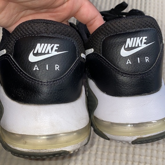 Nike Air Max Excee Men’s Black and White Sneaker Shoes - Picture 7 of 8